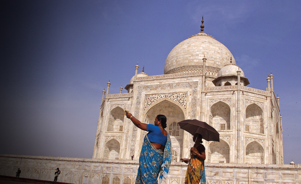 homepage_March_FamousLandmarks-1